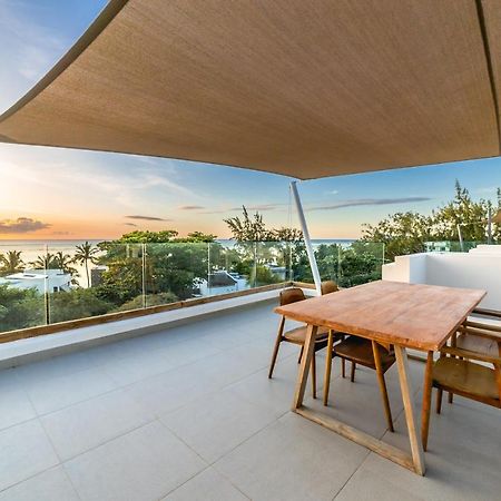 Penthouse 13 - One Bay Residence With Private Rooftop Terrace And Dip In Pool Pereybere Beach ภายนอก รูปภาพ