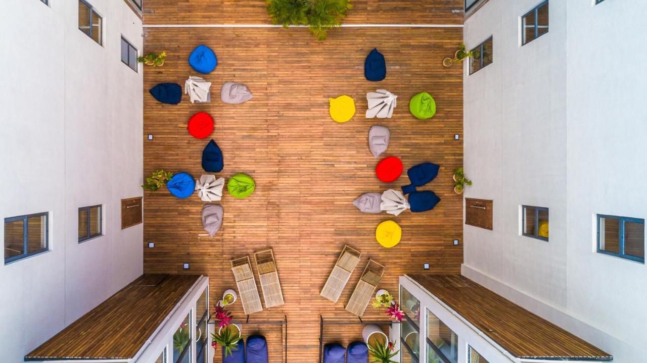 Penthouse 13 - One Bay Residence With Private Rooftop Terrace And Dip In Pool Pereybere Beach ภายนอก รูปภาพ