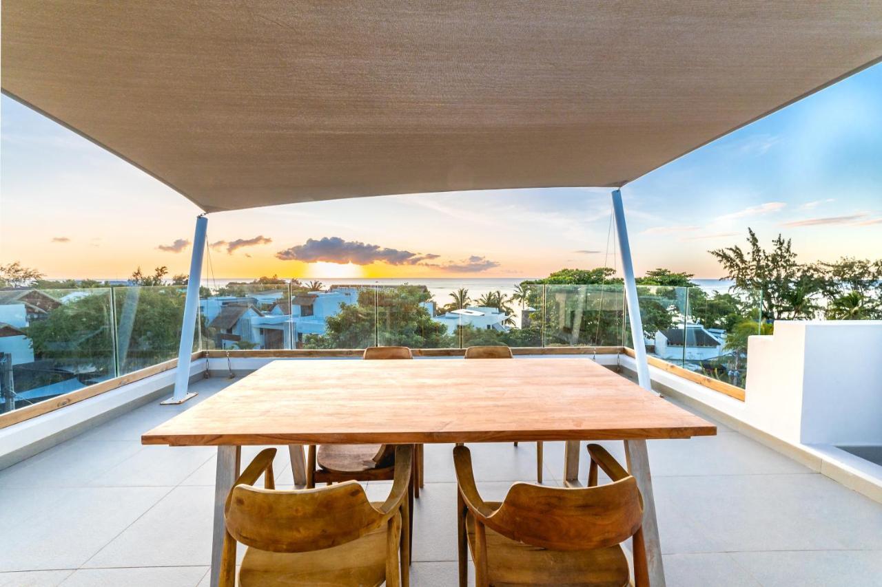 Penthouse 13 - One Bay Residence With Private Rooftop Terrace And Dip In Pool Pereybere Beach ภายนอก รูปภาพ