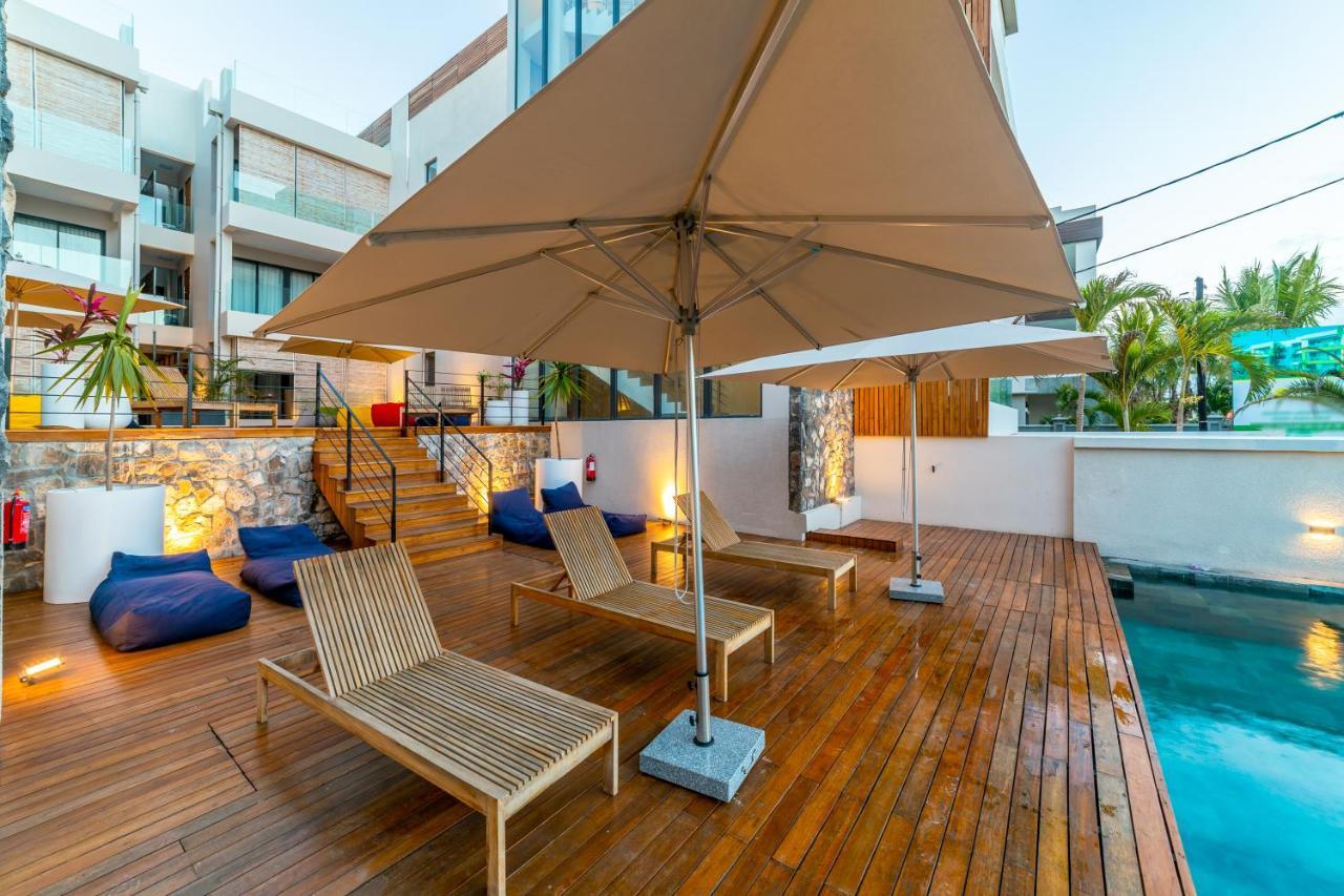 Penthouse 13 - One Bay Residence With Private Rooftop Terrace And Dip In Pool Pereybere Beach ภายนอก รูปภาพ